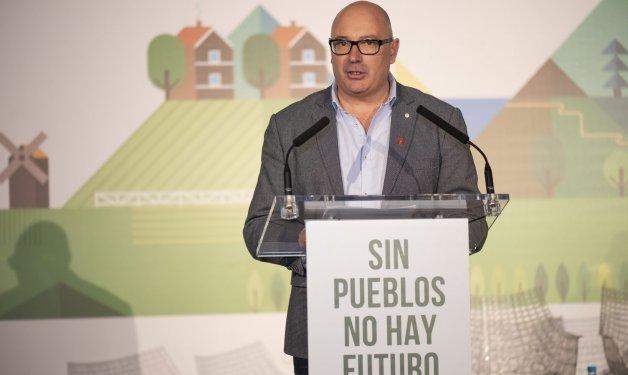 Secundino Caso, presidente de REDR: «Para aprovechar este interés en invertir en los pueblos y poblar el medio rural hace falta solucionar grandes carencias»