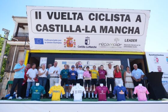 Espectacular inicio de la II Vuelta Ciclista Castilla-La Mancha LEADER, la prueba deportiva que ensalza lo rural  